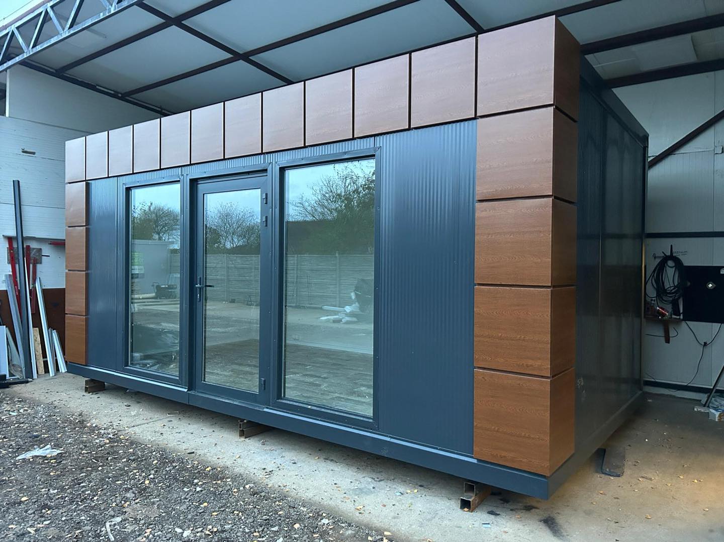 Bürocontainer 6 m x 3 m – Bild 3