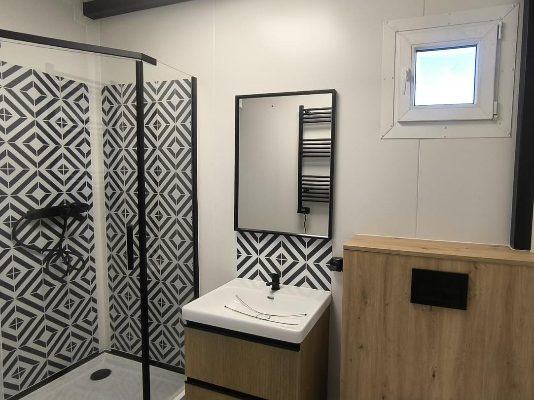 Tiny House / Wohnpavillon 8,00 × 3,00 m mit WC und Küchenzeile – Bild 8