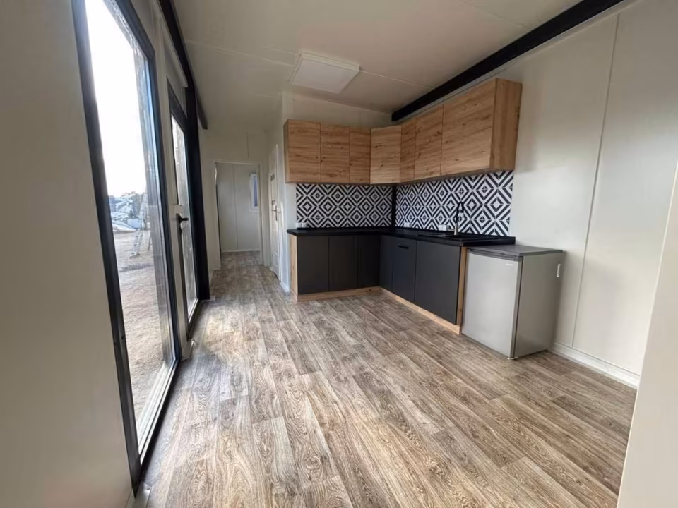 Wohncontainer / Tiny House 10,00 × 3,00 m – modern, vollisoliert, mit Küche und WC – Bild 7